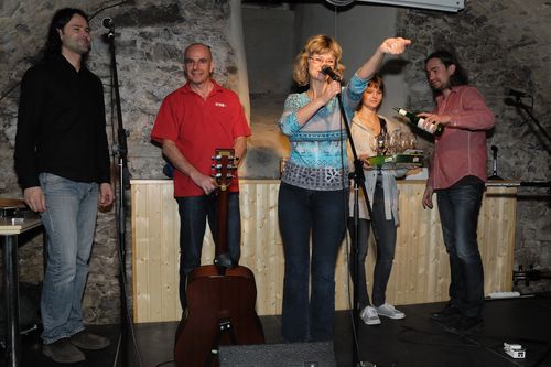 Pavlína Jíšová s kapelou