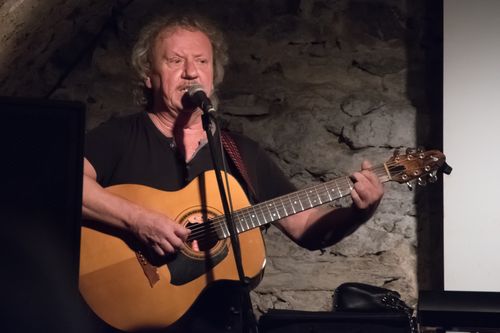 Nezmaři - vánoční koncert