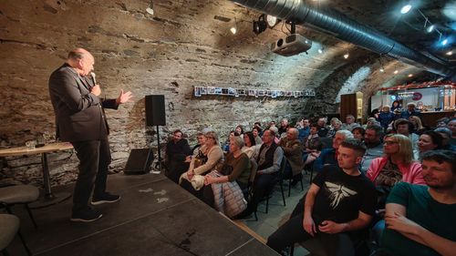 Křest knížky Harvart stále jedinečný s Petrem Rychlým