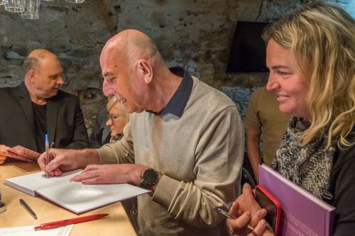 Křest knížky Harvart stále jedinečný s Petrem Rychlým